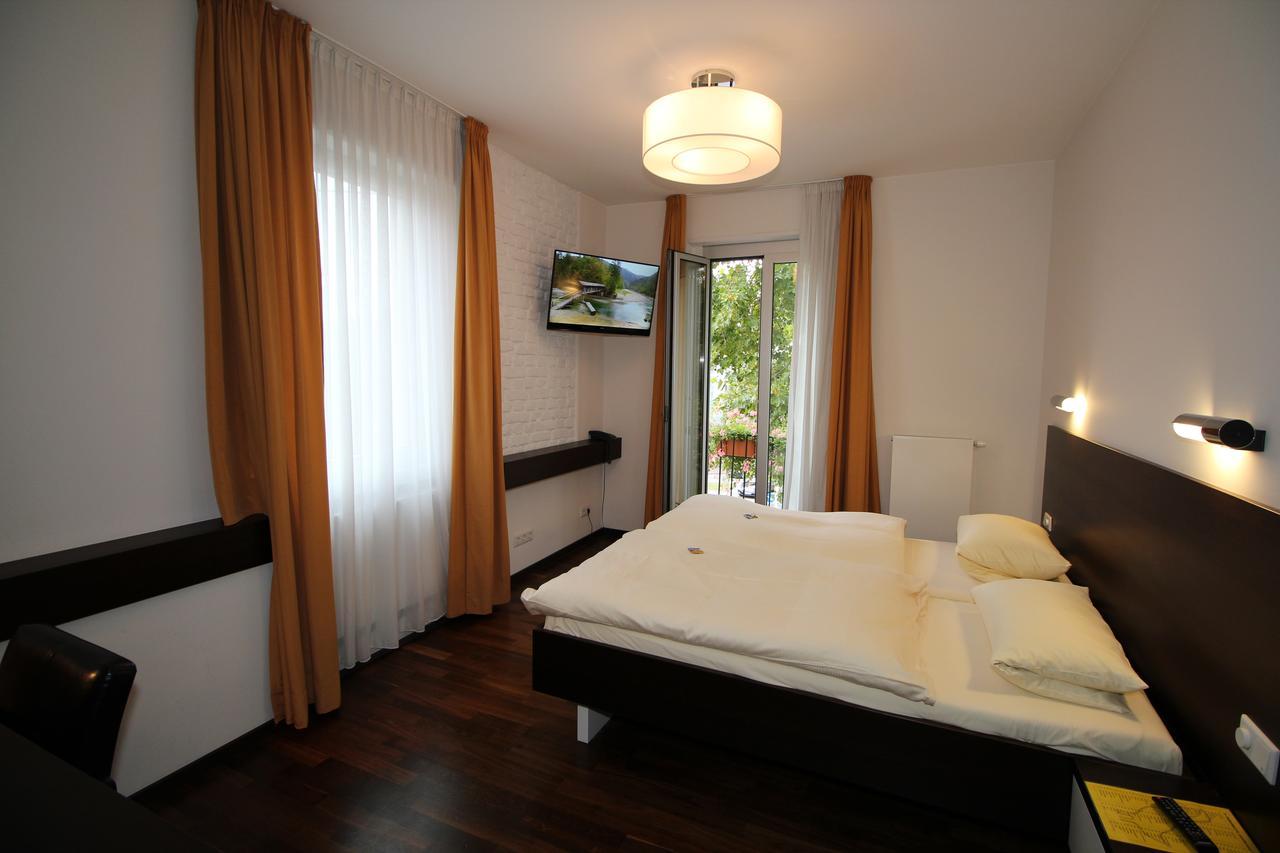 Guest house Goldene Gans 3*
